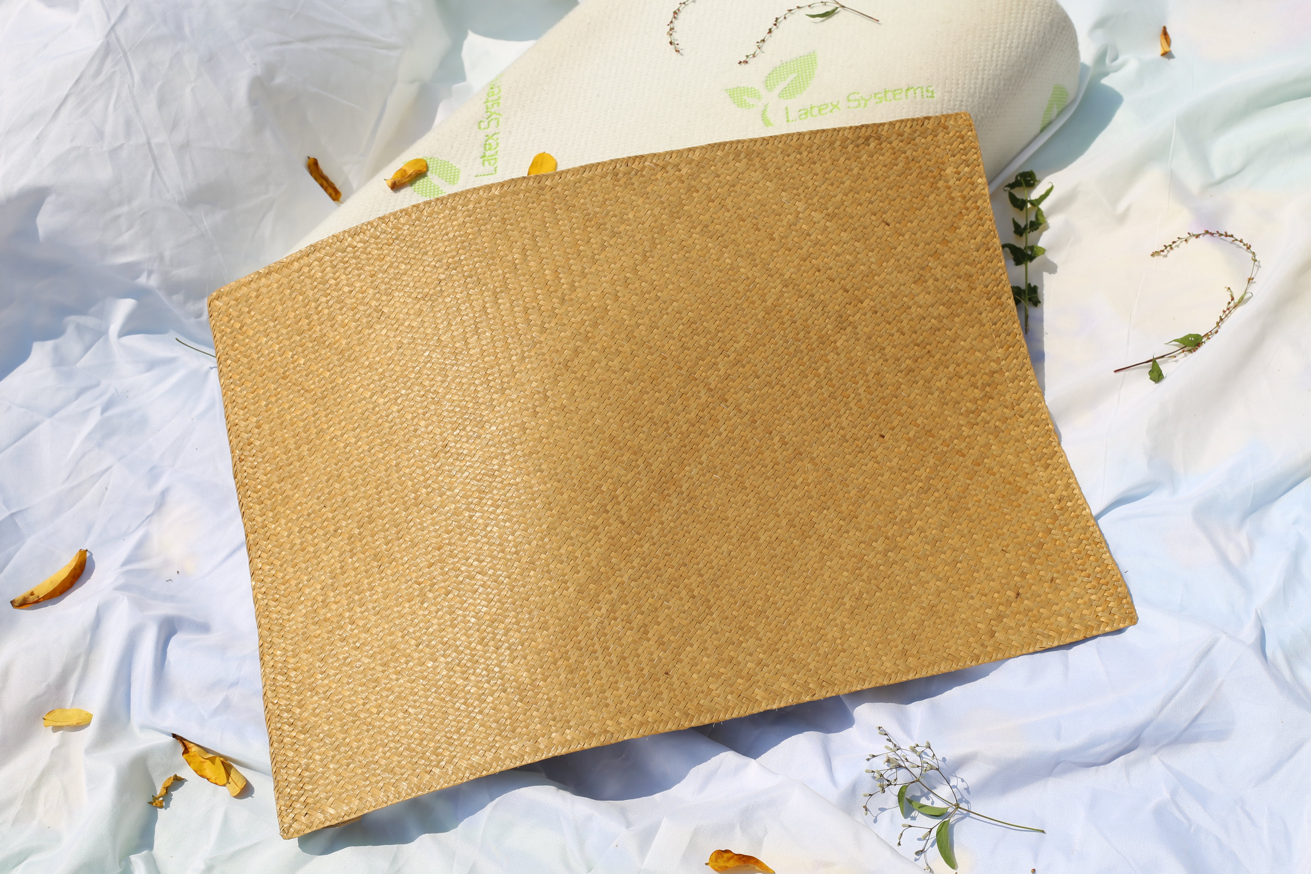 枕头席草席肇庆纯手工编织枕片婴幼儿蒲草柔软枕巾宝宝枕套天然