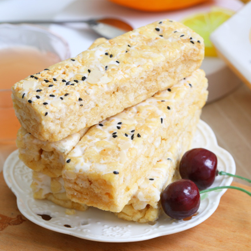 淘味熊奶盖杏仁坚果沙琪玛整箱网红休闲零食糕点下午茶甜点心