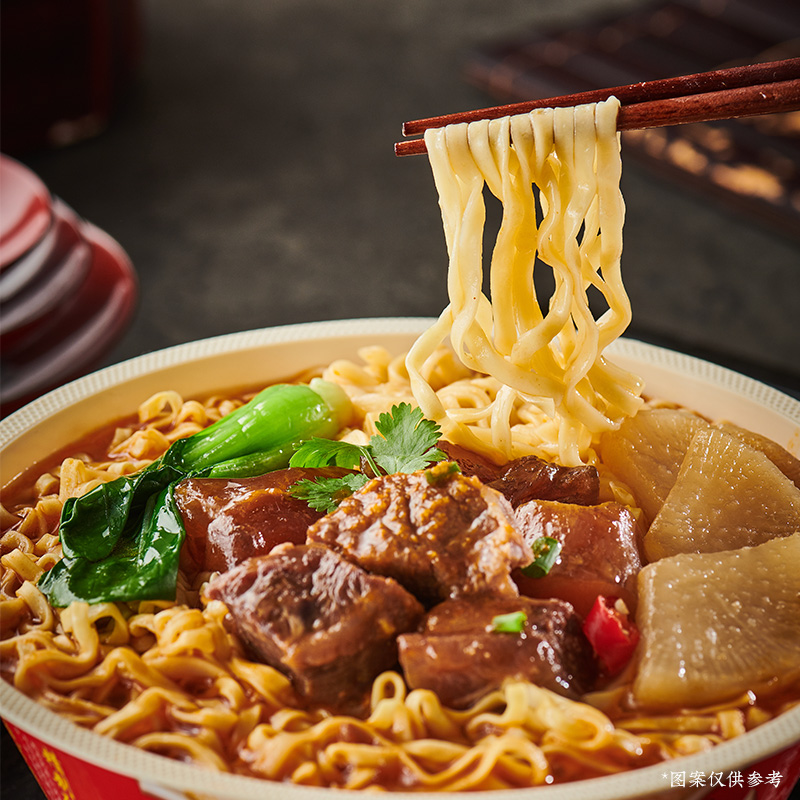尝鲜装满汉大餐台式牛肉面速食即食泡面方便面真有肉中华料理